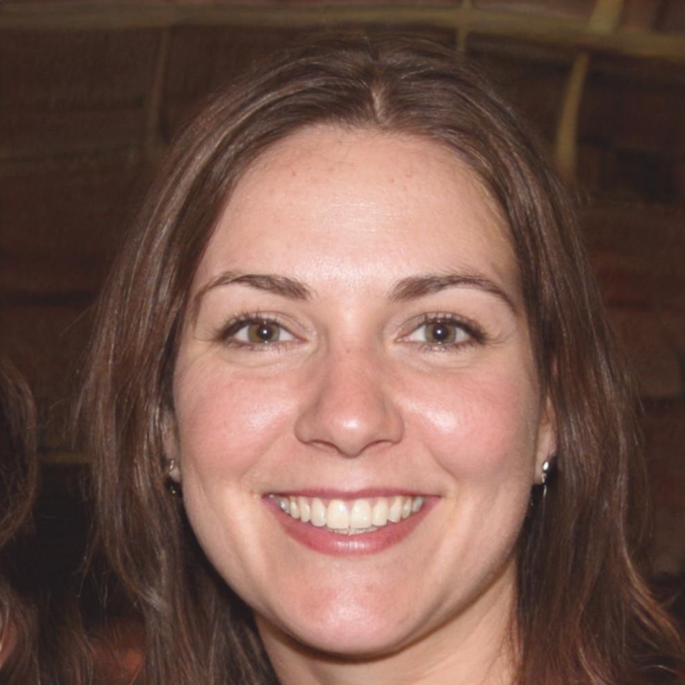 Esperanza Valdovinos, directora de programas de formación financiera